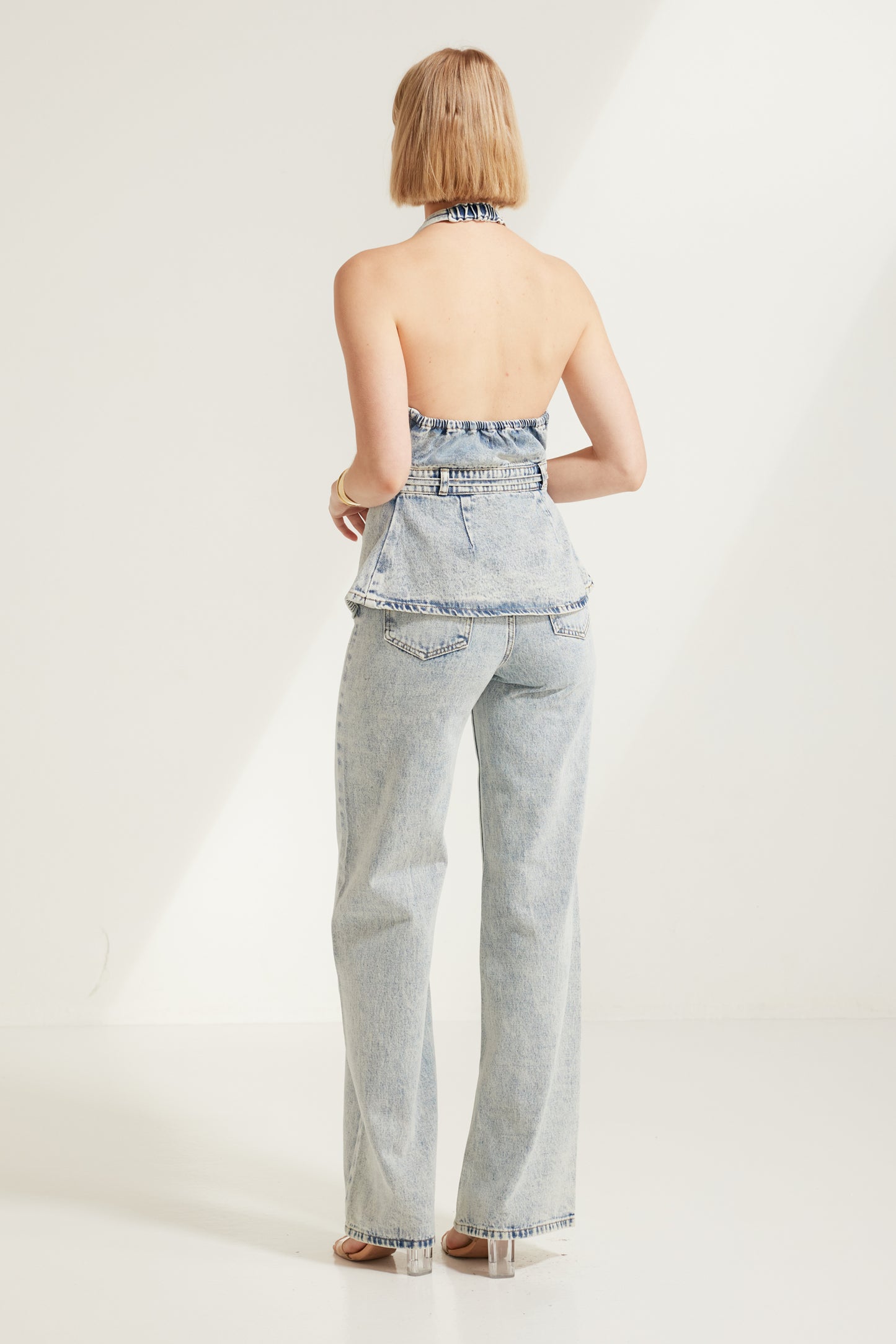 T3156 Connie High Waist Jeans in  Acid Wash Blue. Wholesale denim from Rosebullet The Label, a Melbourne based women's fashion wholesaler and manufacturer. Featuring denim jackets, jeans, shorts, dresses, and tops.
