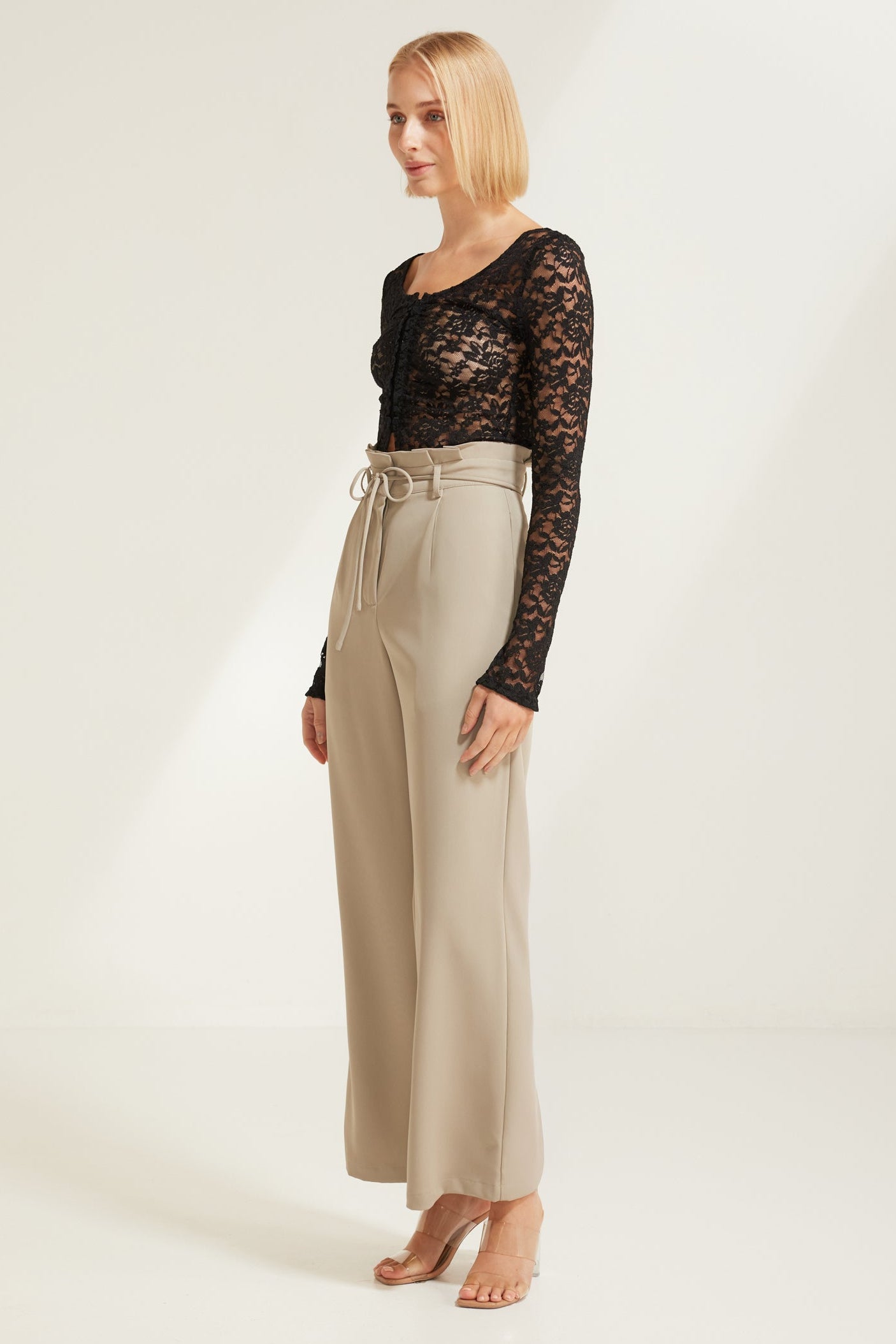 TT9893 Loretta High Waist Paper Bag Pant Oyster Grey. Australian women’s wholesale bottoms fashion from Rosebullet the label. High waisted Pant.