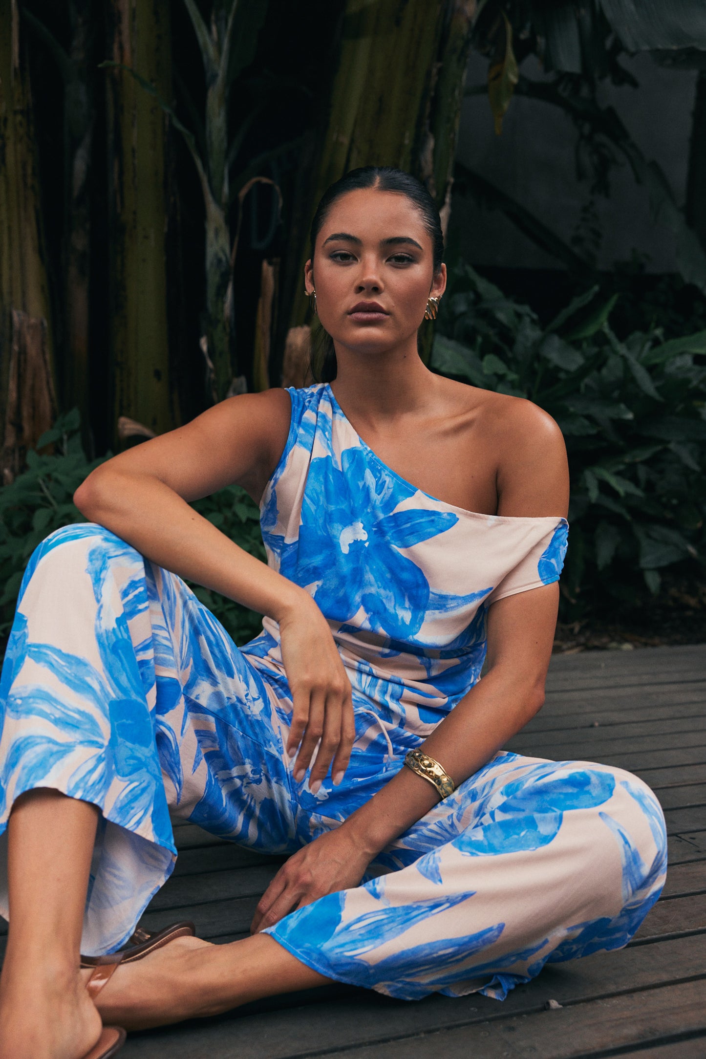 TW4154B Junia Print Off Shoulder Top with TW4529A Junia Print Pant. Australian women’s fashion brand Rosebullet The Label Wholesale Collection, featuring trend driven dresses, tops, pants, skirts, skorts, shorts, knitwear, jumpsuits, playsuits, outerwear, restocked bestsellers, and more for modern boutiques.