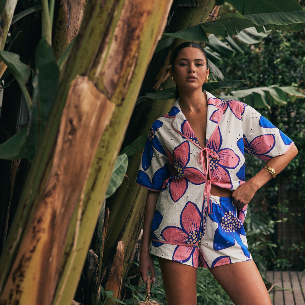 TW4733 Botanic Eyelet Bloom Short Sleeve Top. Australian women’s fashion brand Rosebullet The Label Wholesale Collection, featuring trend driven dresses, tops, pants, skirts, skorts, shorts, knitwear, jumpsuits, playsuits, outerwear, restocked bestsellers, and more for modern boutiques.
