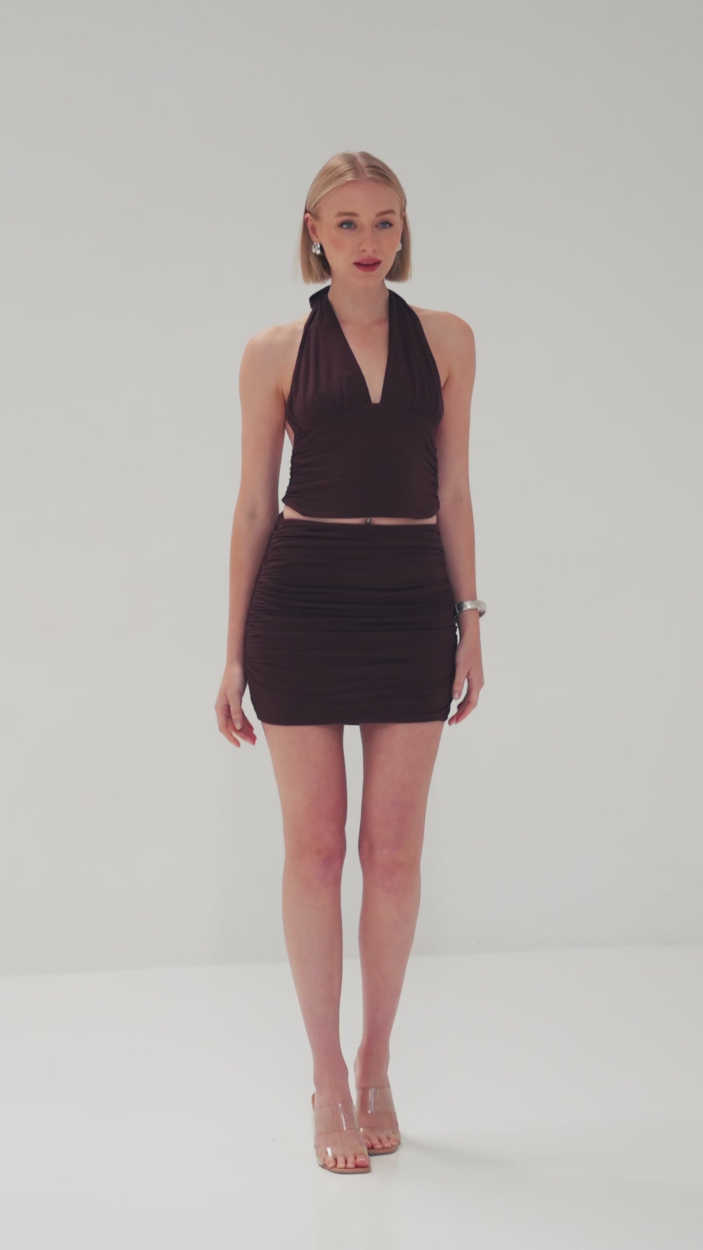 TW4813 Capri Glow Halter Neck Top Chocolate