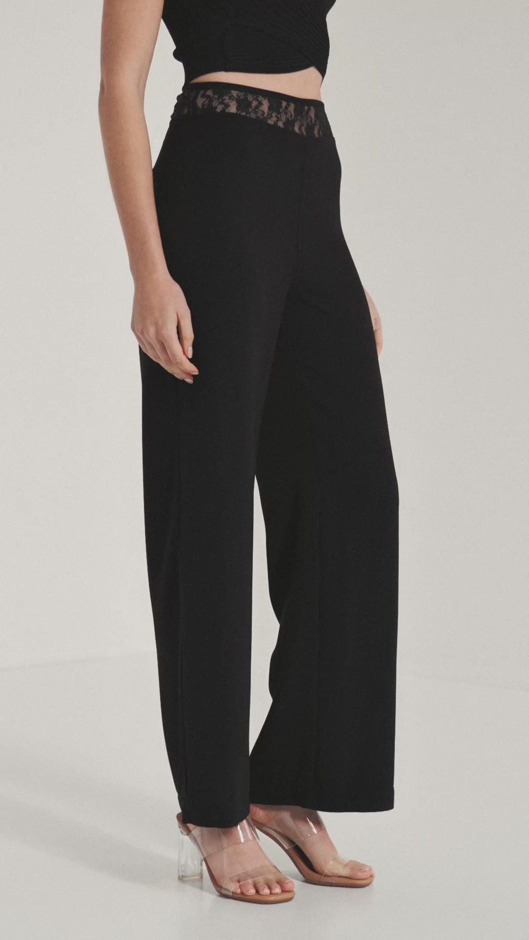 TW4631 Lace Whisper Pant Black. Australian women’s wholesale bottoms fashion from Rosebullet the label. Delicate lace panel details.